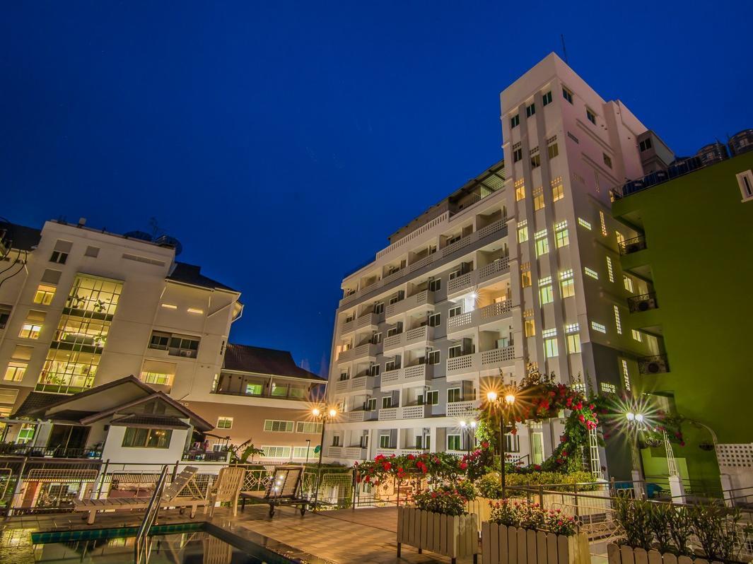 Hotel Sutus Court 3 Pattaya Exterior foto