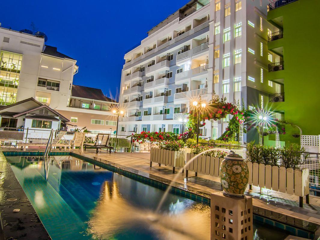 Hotel Sutus Court 3 Pattaya Exterior foto